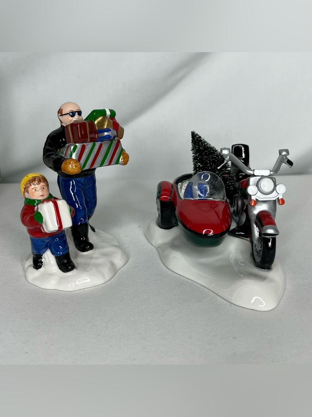 Dept 56 - Original Snow Village - 'A Harley-Davidson Holiday (Set of 2) #54898